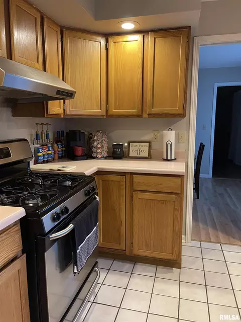 1209 Thomas St, Macomb, IL 61455 photo 12