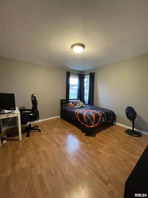 1209 Thomas St, Macomb, IL 61455 photo 30