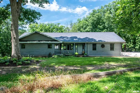 18523 Zimmerman Rd, Deer Creek, IL 61733