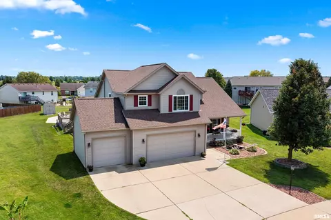 1304 Saddle Brook Ln, Metamora, IL 61548