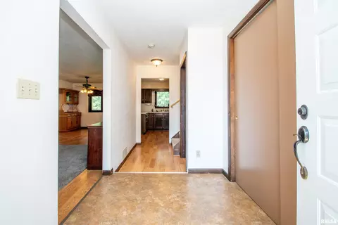 7531 W Wick Ct, Edwards, IL 61528 photo 2