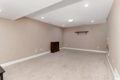 1915 Marina Dr, Normal, IL 61761 photo 25