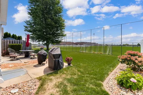 1915 Marina Dr, Normal, IL 61761 photo 27