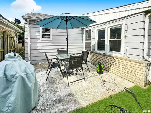 1709 Center St, Pekin, IL 61554 photo 23