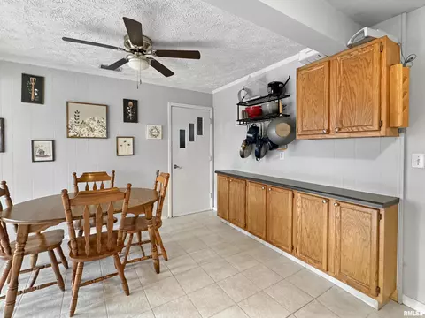 1709 Center St, Pekin, IL 61554 photo 12