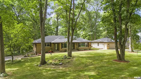 135 Oak Hvn, Morton, IL 61550