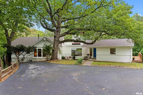 458 E High Point Ln, Peoria, IL 61614 photo 3