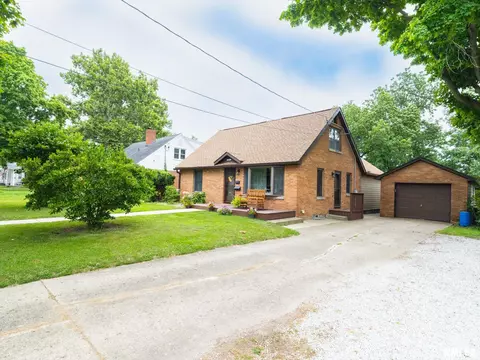 1000 Eldridge St, Washington, IL 61571