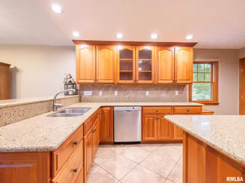 1000 Eldridge St, Washington, IL 61571 photo 34