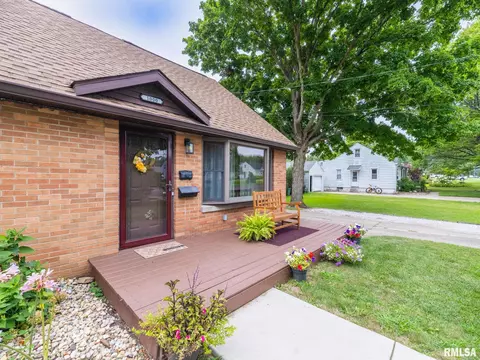 1000 Eldridge St, Washington, IL 61571 photo 8