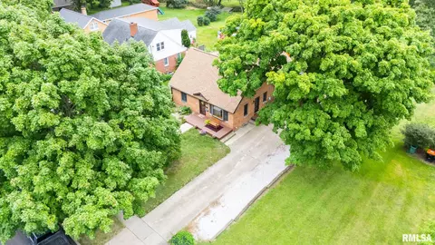 1000 Eldridge St, Washington, IL 61571 photo 6