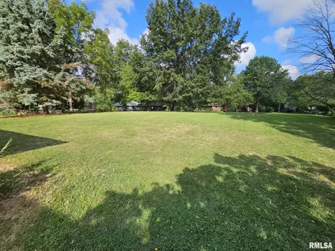 326 Pinecrest Dr, Metamora, IL 61548 photo 19