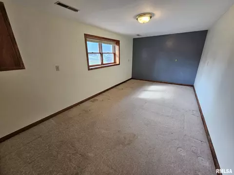 326 Pinecrest Dr, Metamora, IL 61548 photo 16