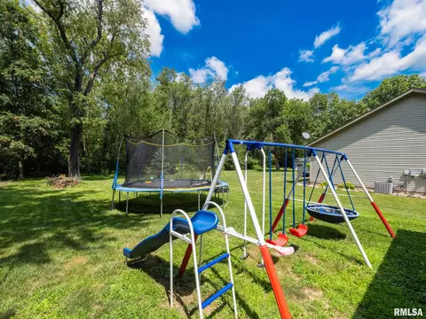9531 W Guinivere Dr, Mapleton, IL 61547 photo 49