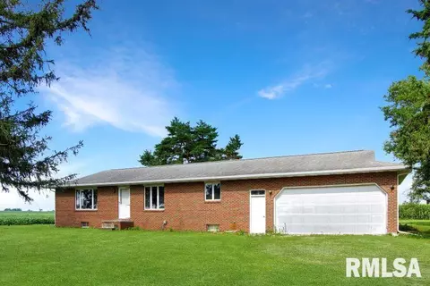 2341 State Route 91, Princeville, IL 61559