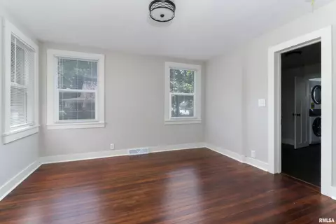 119 W 5th St, Delavan, IL 61734 photo 17