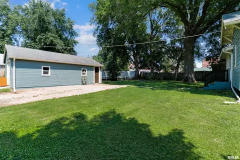 119 W 5th St, Delavan, IL 61734 photo 32