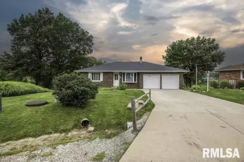 4901 S Sir Lionel Ct, Mapleton, IL 61547 photo 2