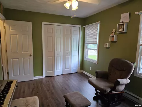 1420 E Spruce St, Canton, IL 61520 photo 35