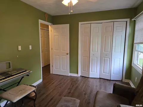 1420 E Spruce St, Canton, IL 61520 photo 34