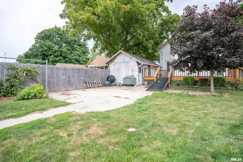 464 W Main St, El Paso, IL 61738 photo 27