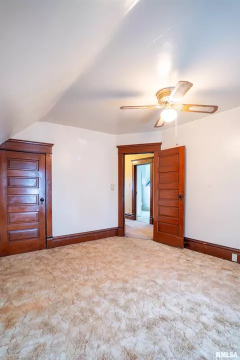464 W Main St, El Paso, IL 61738 photo 21