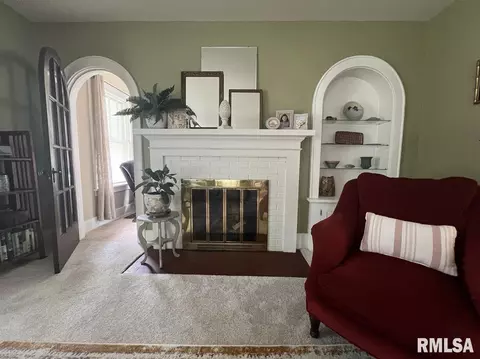 622 Memorial Dr, Macomb, IL 61455 photo 10