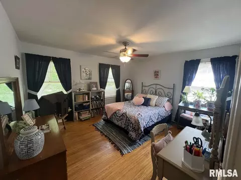 622 Memorial Dr, Macomb, IL 61455 photo 25