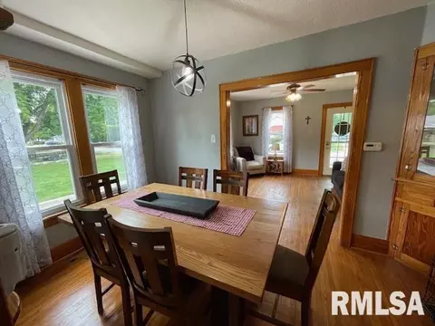 Dining - 910 W Piper St, Macomb, IL 61455 photo 2 of 2