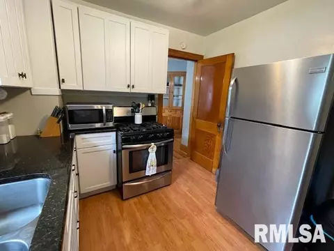 Kitchen - 910 W Piper St, Macomb, IL 61455 photo 2 of 2