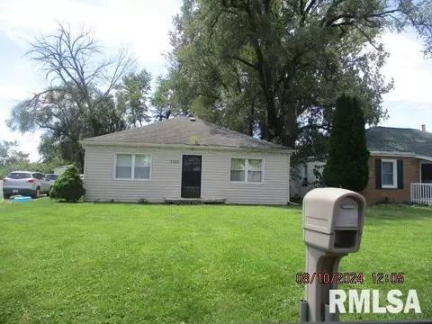 2222 W Richwoods Blvd, Peoria, IL 61604
