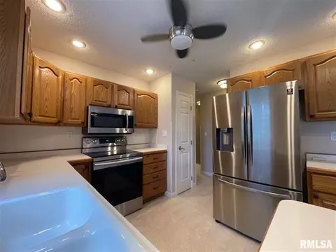 19 Indian Trl, Macomb, IL 61455 photo 5