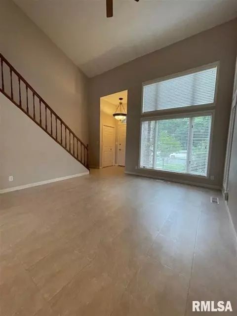 19 Indian Trl, Macomb, IL 61455 photo 4