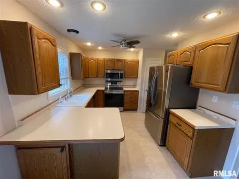 19 Indian Trl, Macomb, IL 61455 photo 6