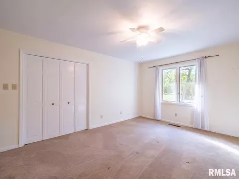 326 W Eagle Nest Rd, Dunlap, IL 61525 photo 25