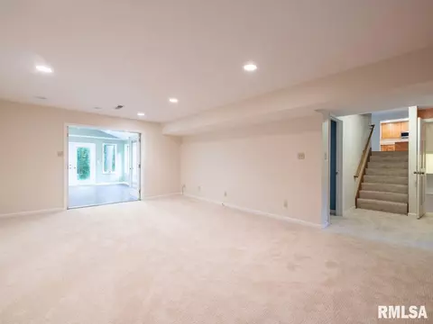 326 W Eagle Nest Rd, Dunlap, IL 61525 photo 31