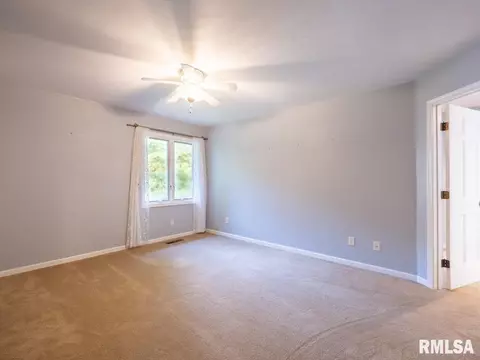 326 W Eagle Nest Rd, Dunlap, IL 61525 photo 19