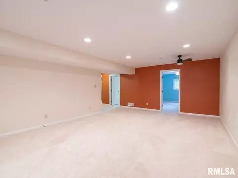 326 W Eagle Nest Rd, Dunlap, IL 61525 photo 32