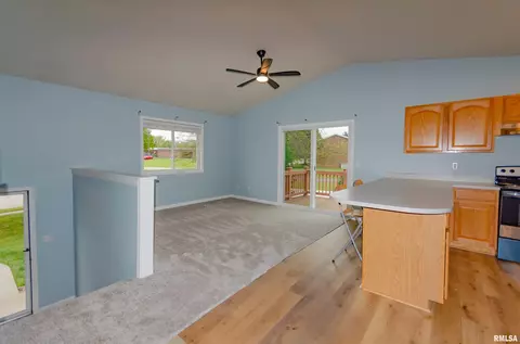 2000 S 2nd Ave, Morton, IL 61550 photo 8