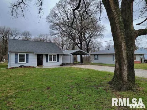 19 River Dr, North Pekin, IL 61554