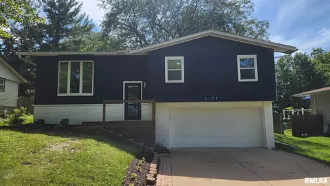 6129 N Hamilton Rd, Peoria, IL 61614