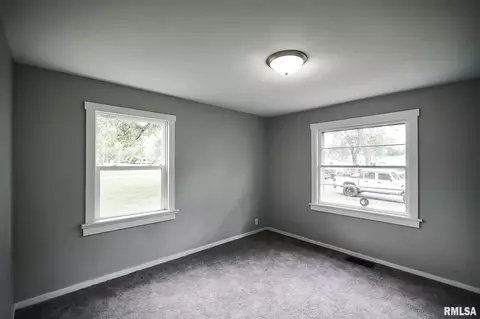 111 Albert St, Washington, IL 61571 photo 18