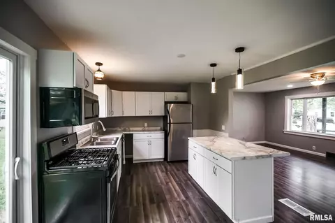 111 Albert St, Washington, IL 61571 photo 16