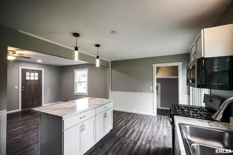 111 Albert St, Washington, IL 61571 photo 12