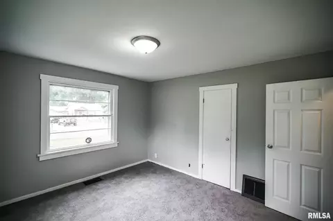 111 Albert St, Washington, IL 61571 photo 21