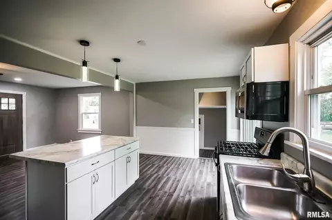 111 Albert St, Washington, IL 61571 photo 13