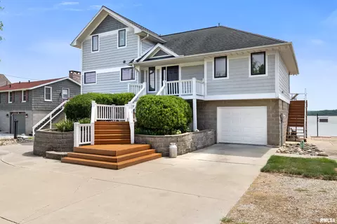 15420 N River Beach Dr, Chillicothe, IL 61523