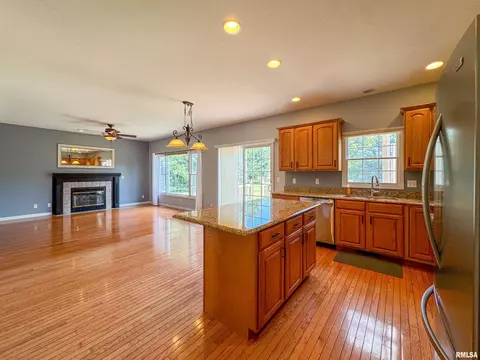 7712 W Bryce Ct, Mapleton, IL 61547 photo 10
