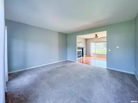 7712 W Bryce Ct, Mapleton, IL 61547 photo 4