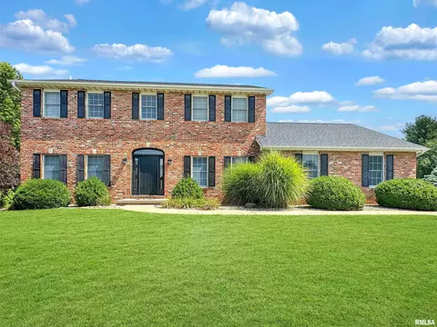 7712 W Bryce Ct, Mapleton, IL 61547